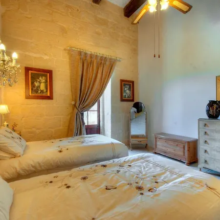 Dar Il-wied Villa Għarb