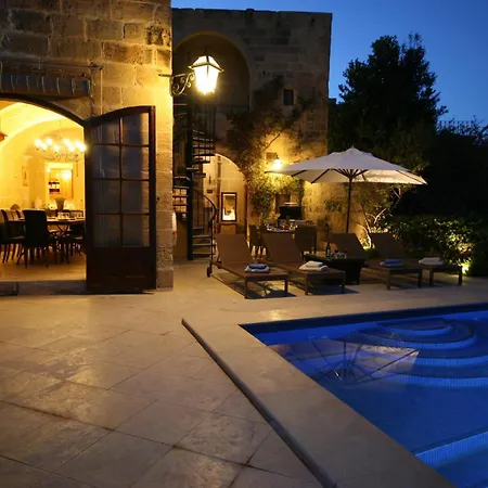 Dar Il-wied * Għarb